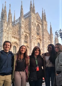 mom and teens in Milan