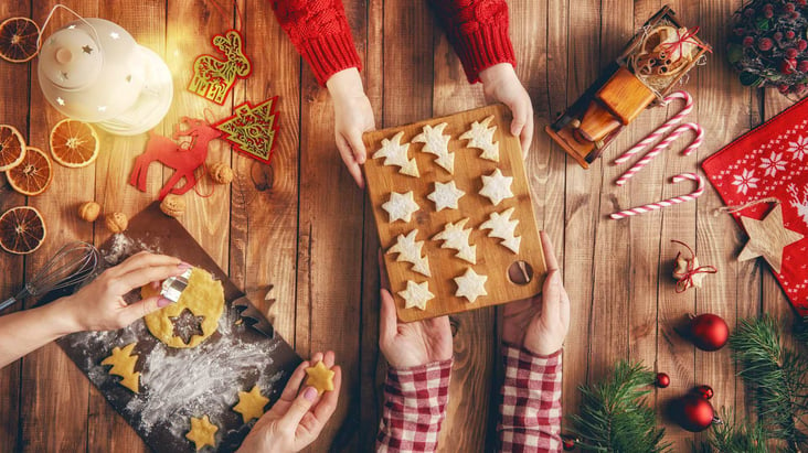 baking christmas cookies