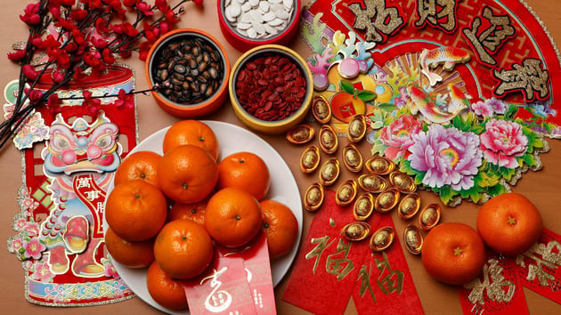 chinese new year foods and traditions