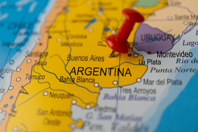 Red pin in map of Argentina.