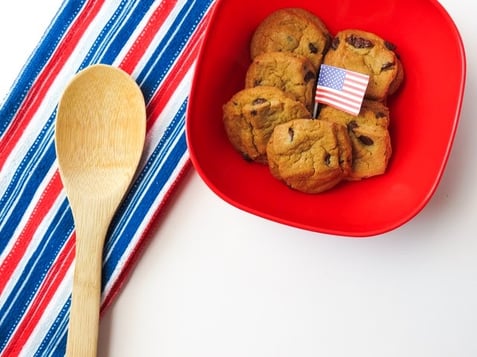 cookies with flag and patriotic napkin