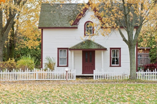 charming house in the woods