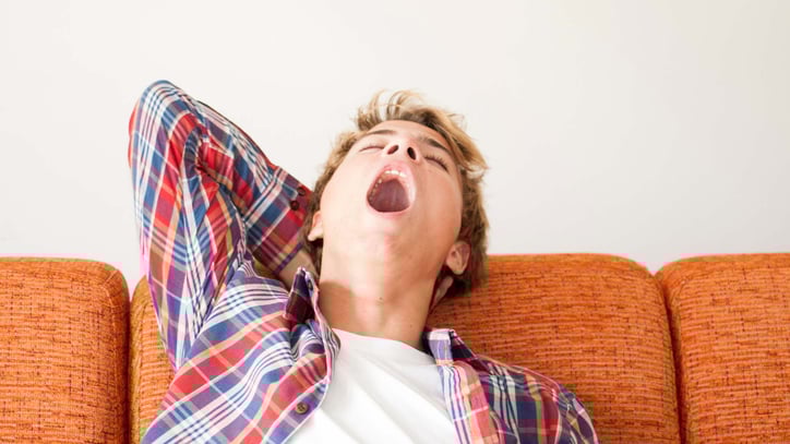 tired teen boy yanwing